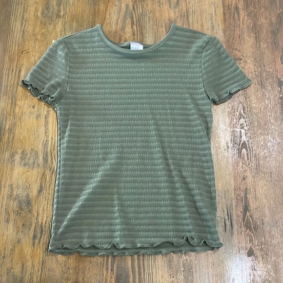 Army green lettuce edge T - Picture 1 of 1